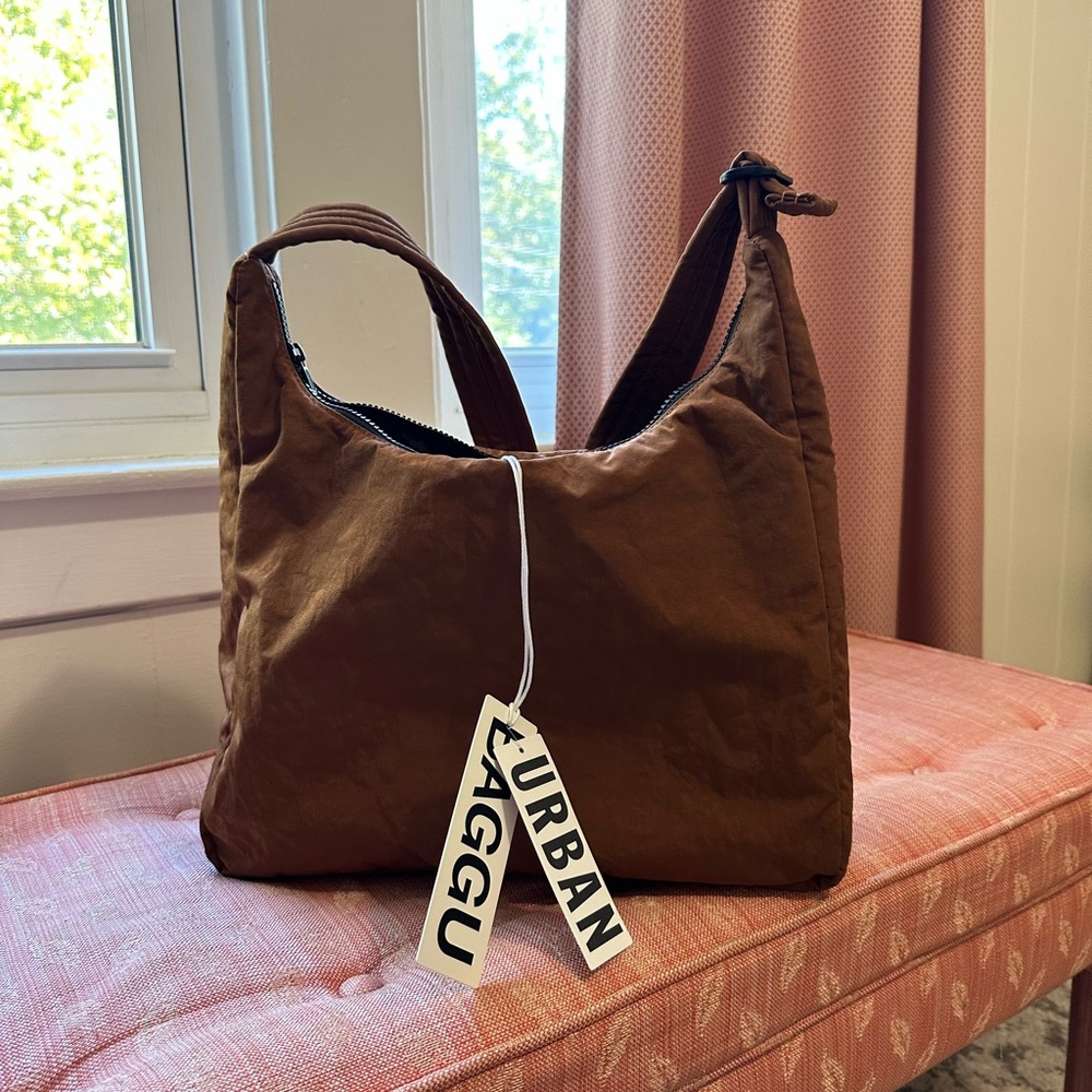 BAGGU Cocoa Nylon Shoulder Bag